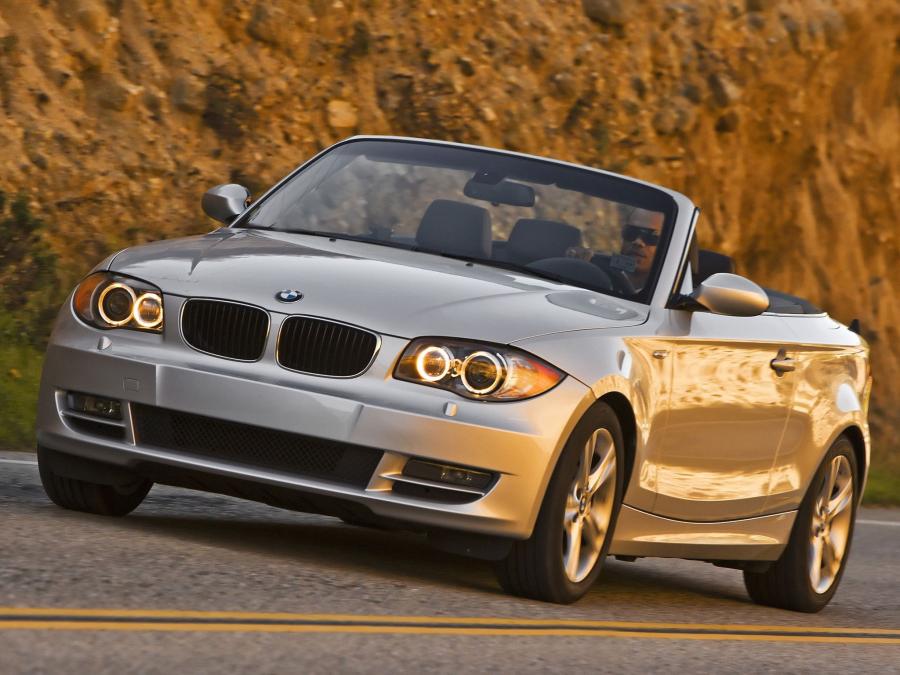  BMW 128i Convertible 2008 года  (US) (фото 1 из 12)
